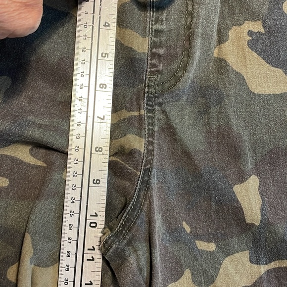 American Bazi Camo Jogger Pants Red Side Panels Sz M Stretch Style Tag: #RJJ-20 - Picture 8 of 11